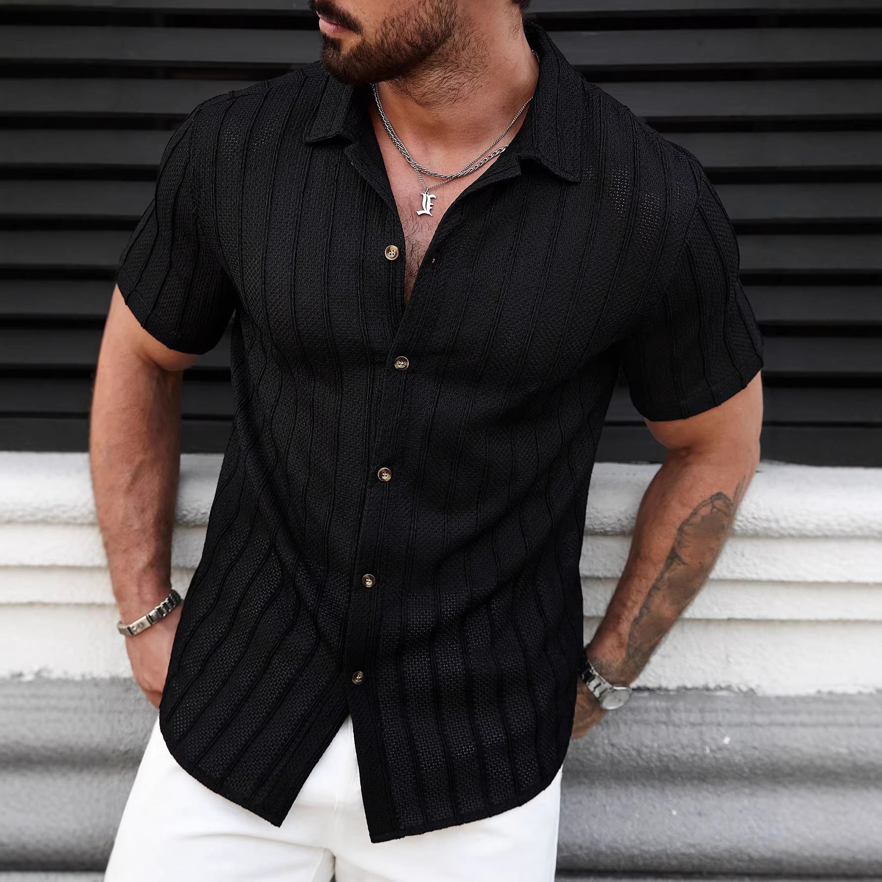 Herren-T-Shirt mit V-Ausschnitt im europäischen und amerikanischen Stil