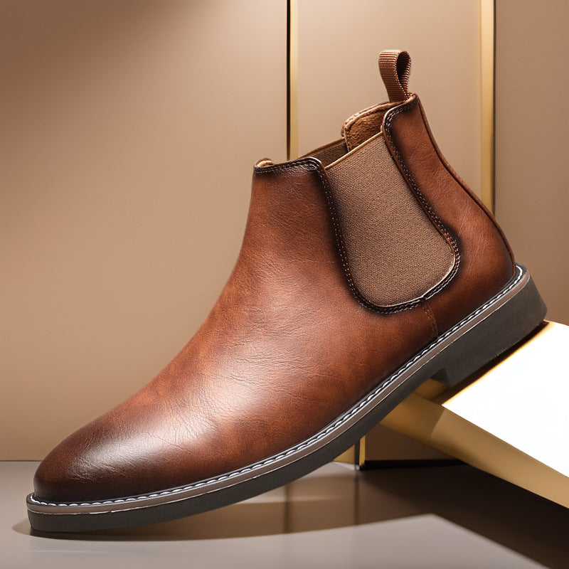 Jugendliche Lederstiefel mit spitzer Zehenpartie