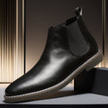 Jugendliche Lederstiefel mit spitzer Zehenpartie